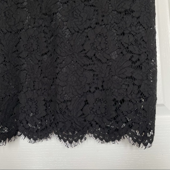 ⚡️ F21 Lace Dress - Picture 2 of 5